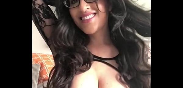  Antonella Kahllo looking sexy in her glasses